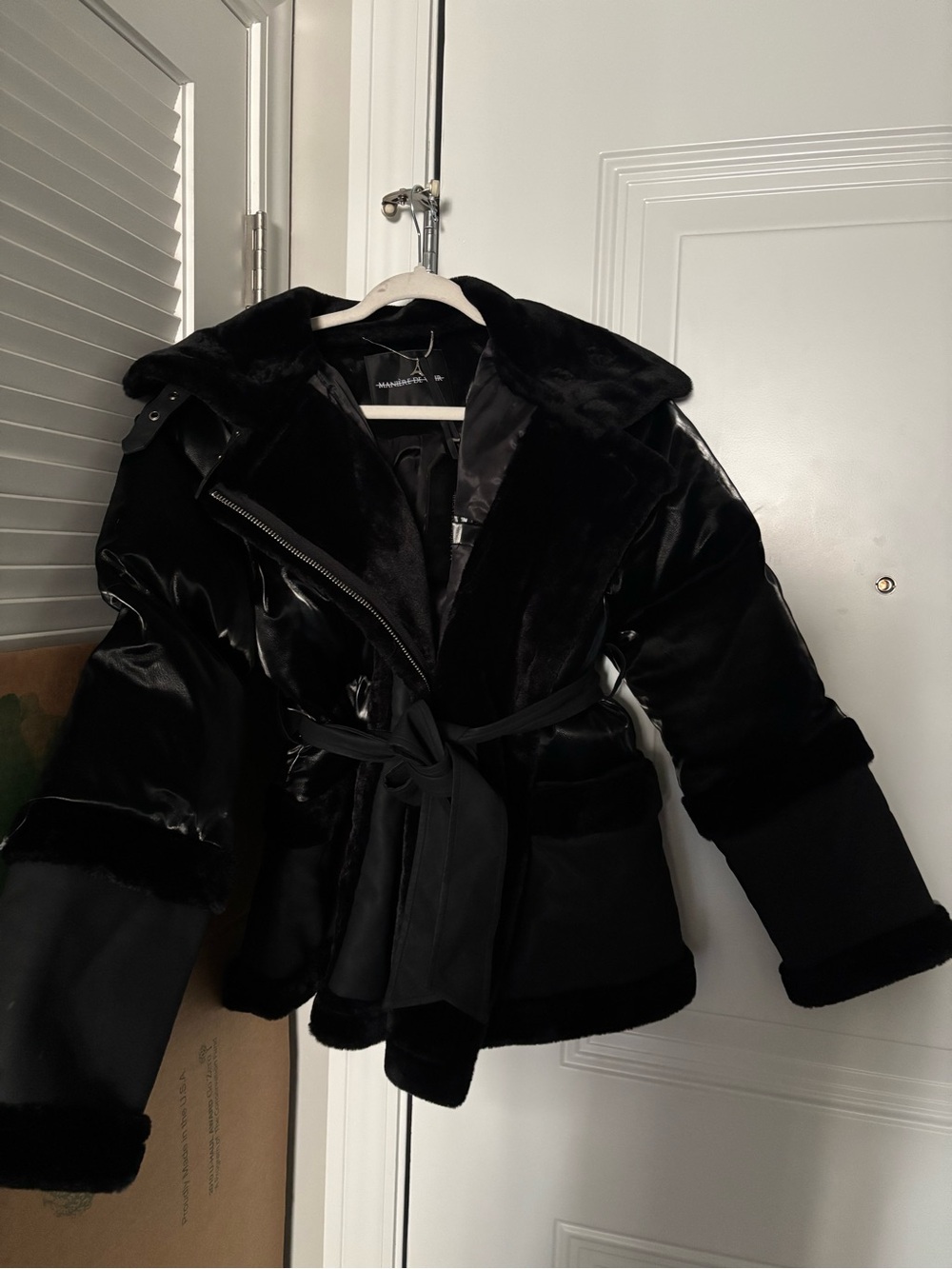 Manière De Voir Black Faux-Fur Trim Belted Women's Jacket - Picture 7 of 11